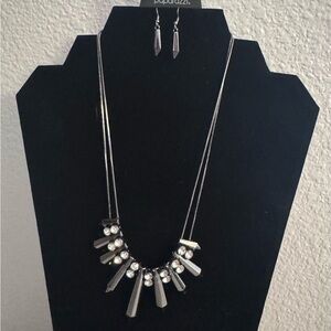 Paparazzi Silver and Black Necklace Set